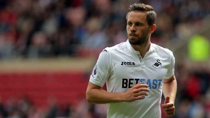 格纳布里：凯恩在防守中表现出色，进球归功于球队定位球教练