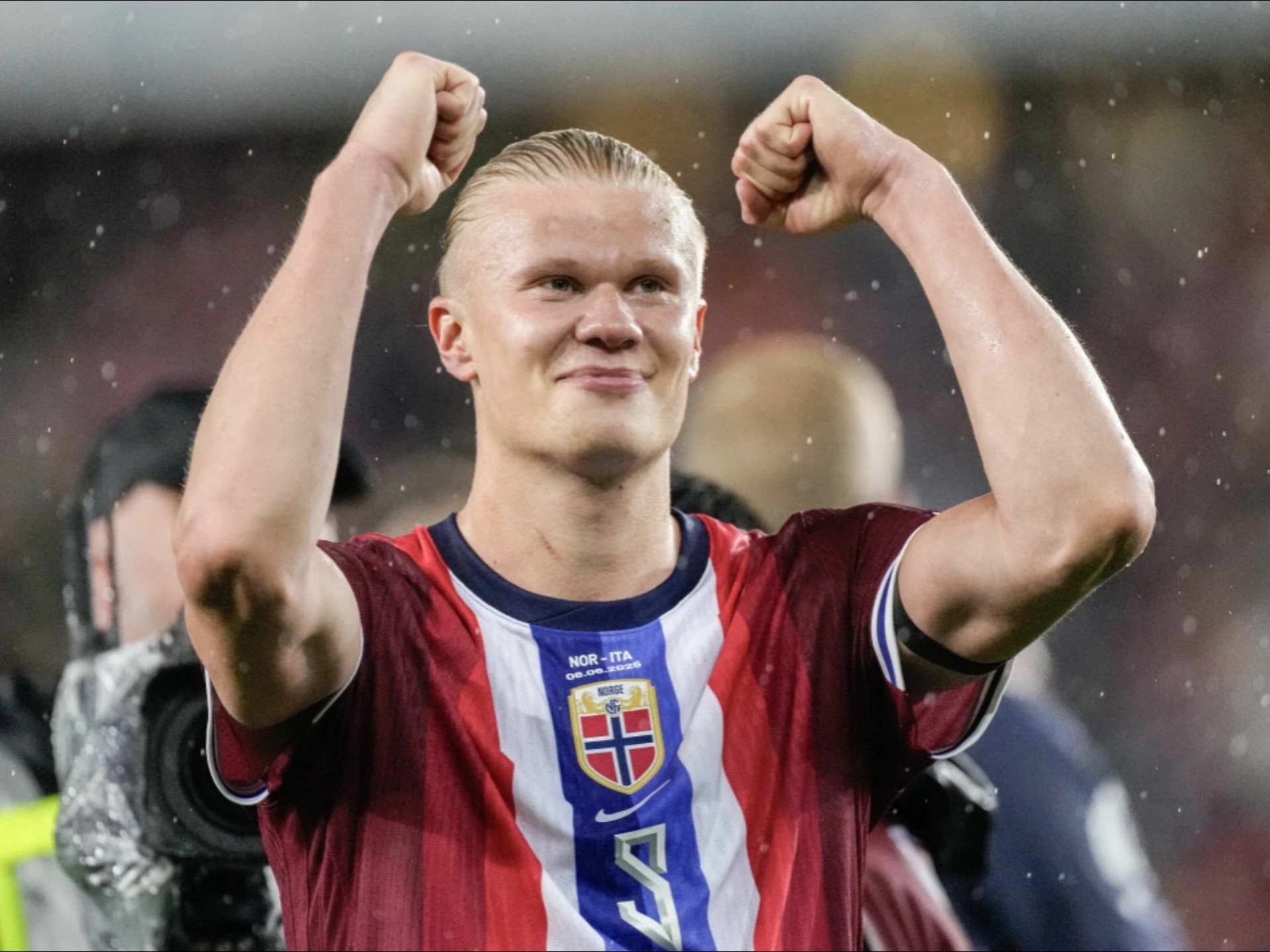 官方：多特门将迈尔续约至2027年（多特官宣：门将迈尔与球队续约至2027年）