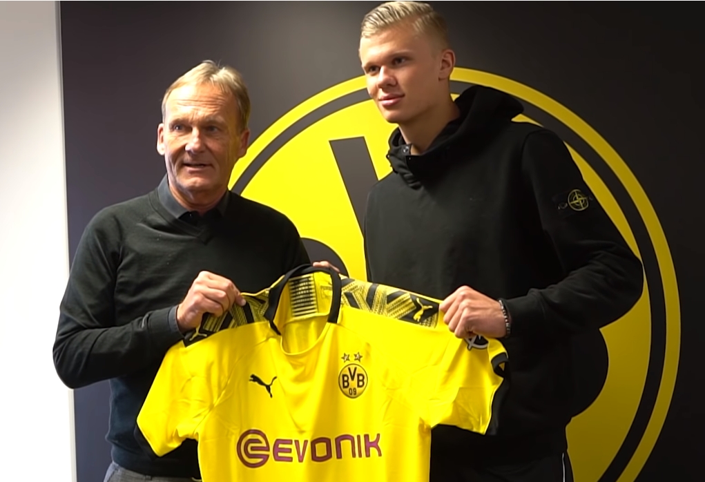 早报：内讧？卖个破绽罢了！