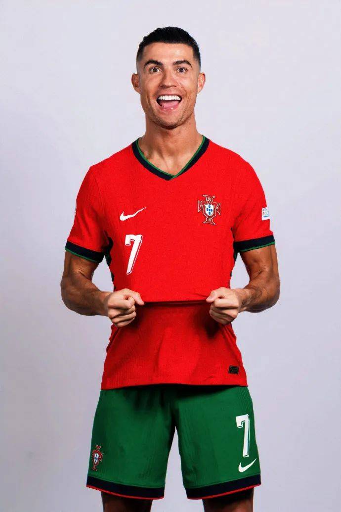 尤文生涯首球！奥彭达对阵罗马破门，打破个人8个月联赛进球荒（奥彭达对罗马破门收获尤文处子球，终结联赛8个月进球荒）