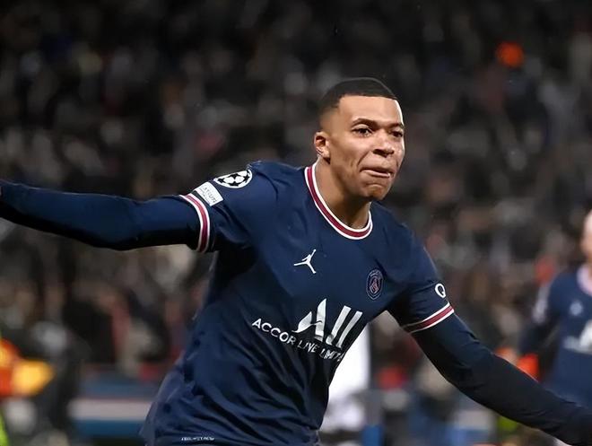 亨利：巴萨不能继续这样防守了，这在当今的足球时代行不通（亨利：巴萨别再这么防了，现代足球里行不通）