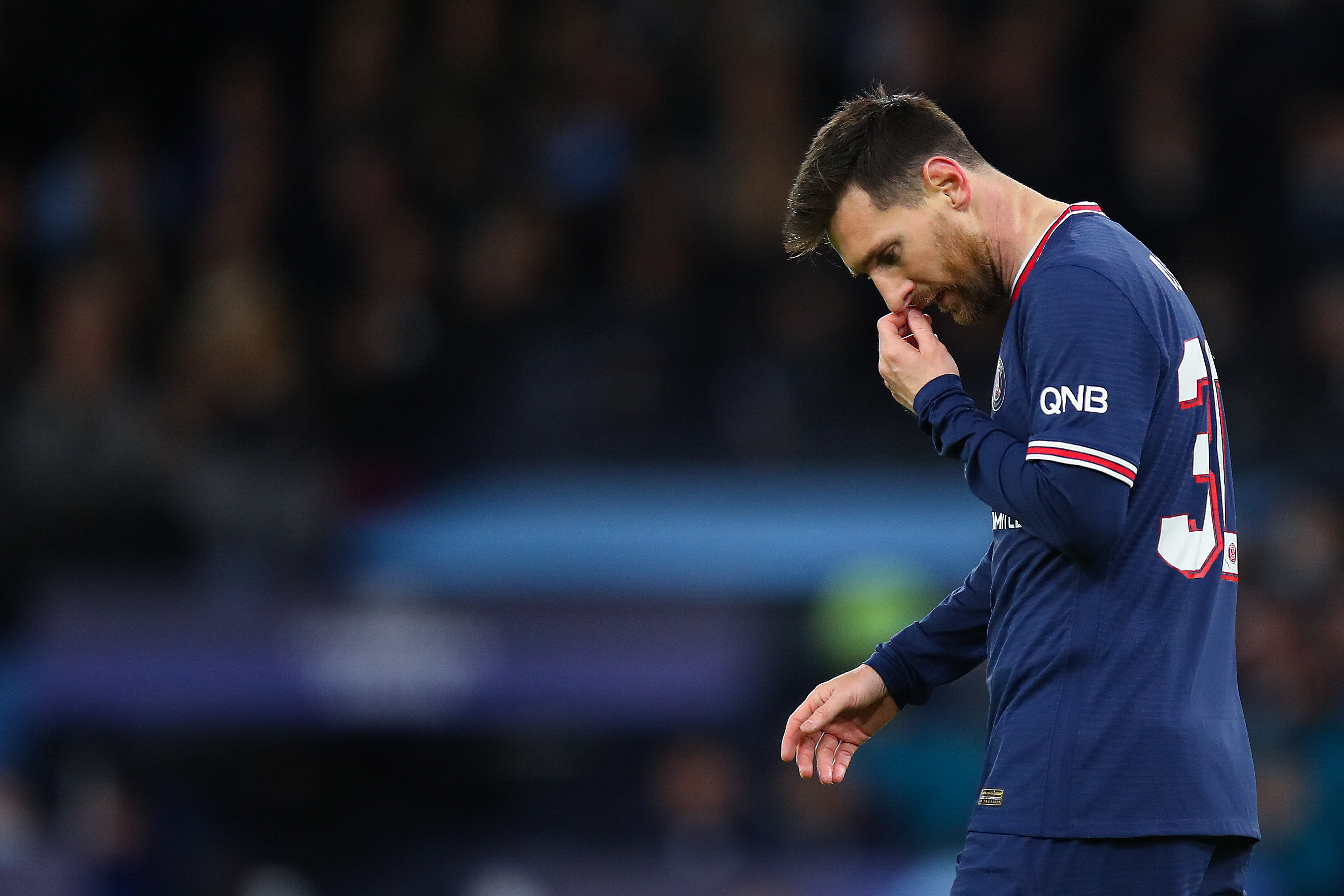 谢什科数据：上场73分钟1次射门0进球，共9次传球（谢什科此役：出战73分钟，1次射门未破门，完成9次传球）