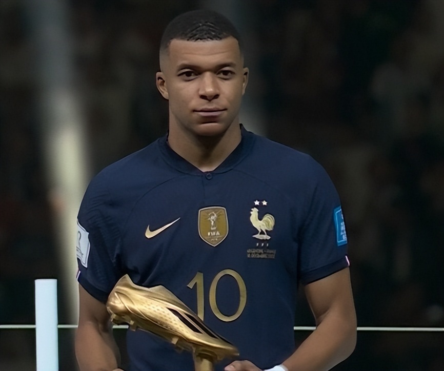 外媒：沙特豪门开启私有化进程，塔拉勒亲王将买下利雅得新月（外媒称沙特豪门启动私有化，塔拉勒亲王拟收购利雅得新月）