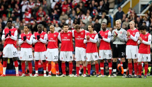 豪宅风波后，全红婵带伤赴新疆滑雪，再次陷入争议，樊振东说对了