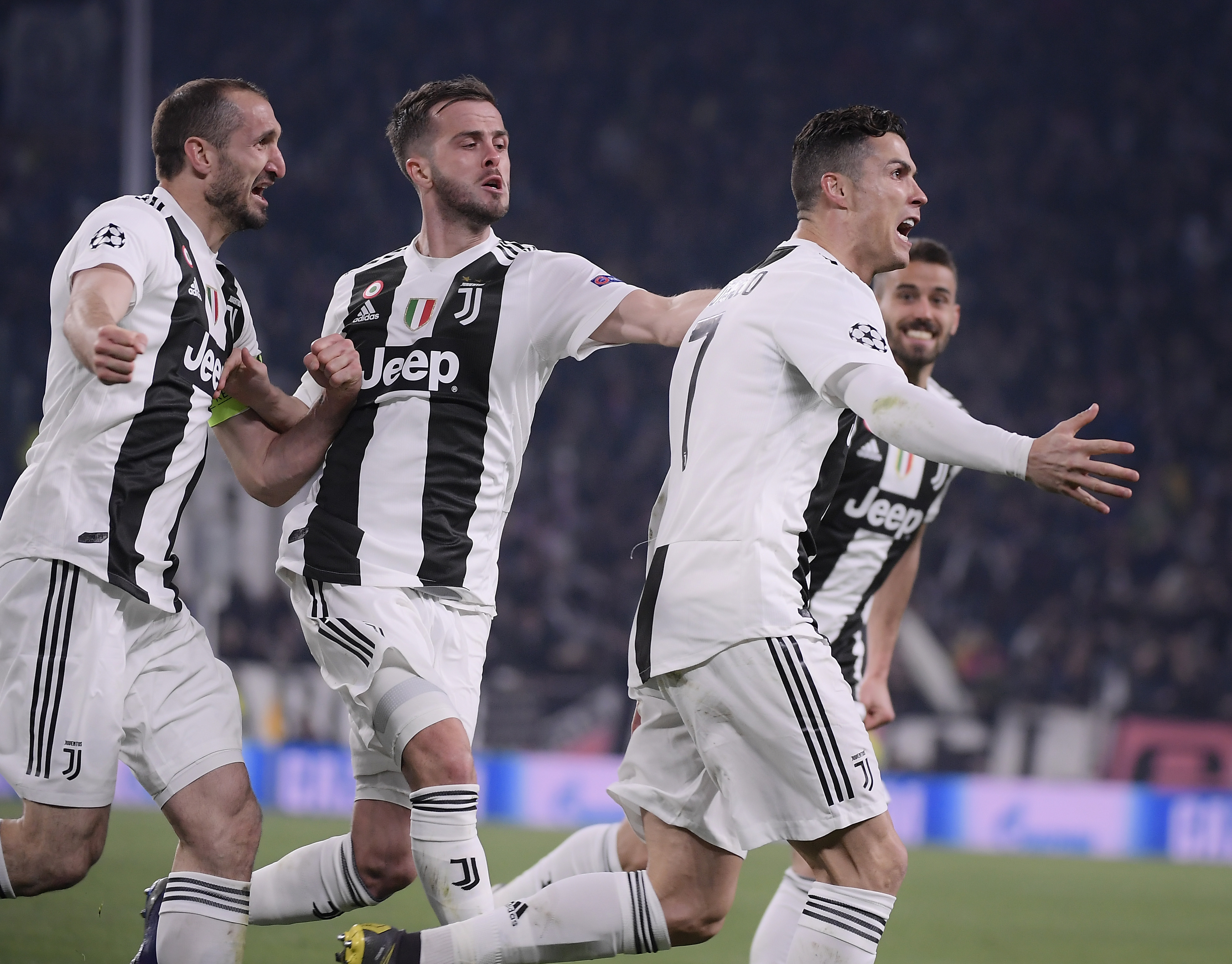 齐达内晒教学樊振东法语视频：西语相当不错，法语还得练练