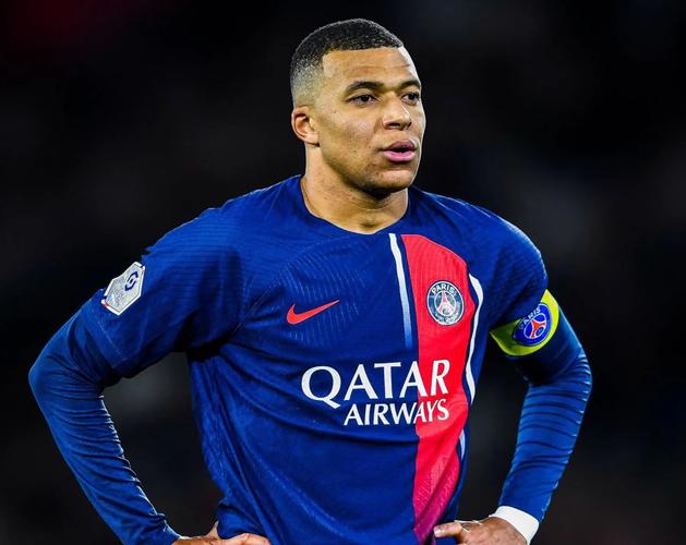 足坛一些球员会不会是有其他副业……？