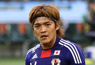 雄鹿猛攻内线拿下硬仗